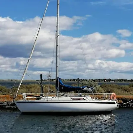 Sur Un Bateau Agde